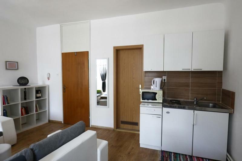 Odeon Apartment And Rooms 리예카 외부 사진